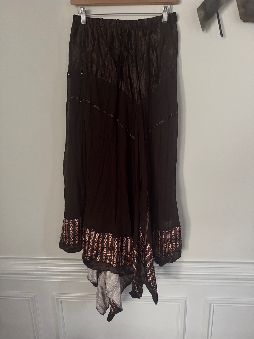Elegant Black High-Low Handkerchief Hem Skirt  Box 005